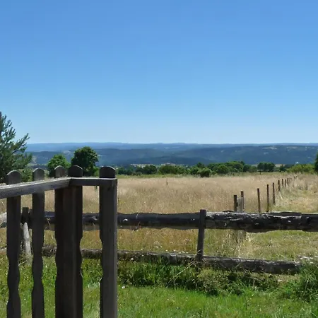 Camping Nature Au-dela Des Nuages