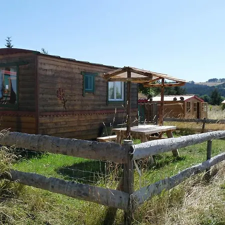 Camping Nature Au-dela Des Nuages *