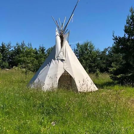Camping Nature Au-dela Des Nuages Campeggio